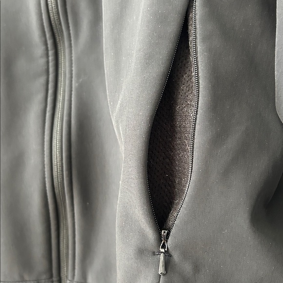 The North Face Women’s Apex Barrier Soft Shell Jacket - Picture 4 of 12